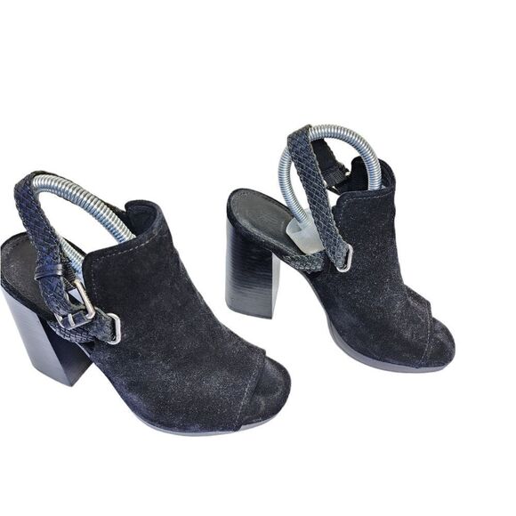 Frye - Picture 12 of 13